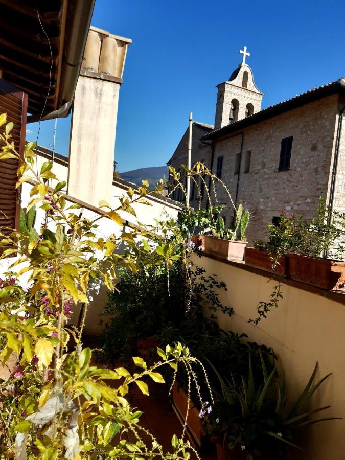 B&B La Casa Di Alice フォリーニョ エクステリア 写真