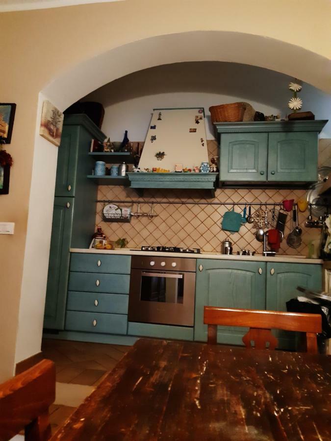 B&B La Casa Di Alice フォリーニョ エクステリア 写真